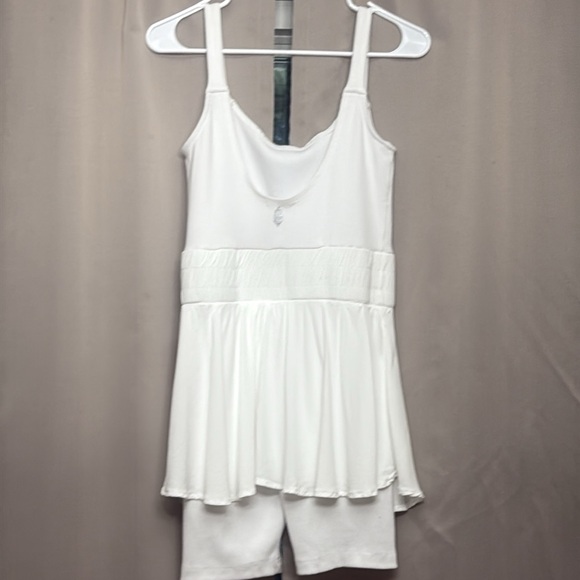 FREE PEOPLE MOVEMENT full court dress- medium - Picture 12 of 15